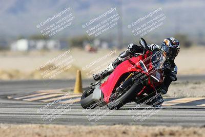 media/Dec-04-2025-Racers Edge (Thu) [[5ebc9f124d]]/2-A Group/2-Session 2 (Turn 4)/